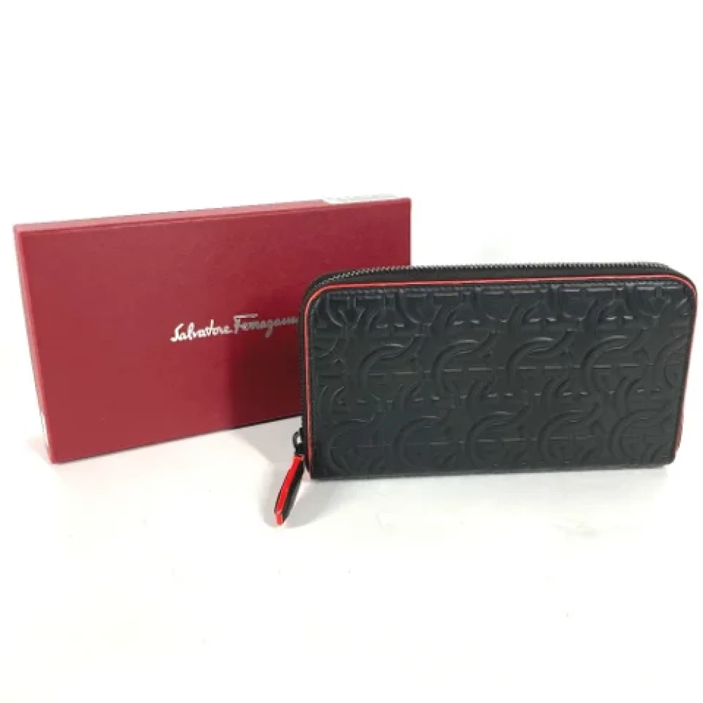 Salvatore Ferragamo Pre-owned Leather wallets Black Heren