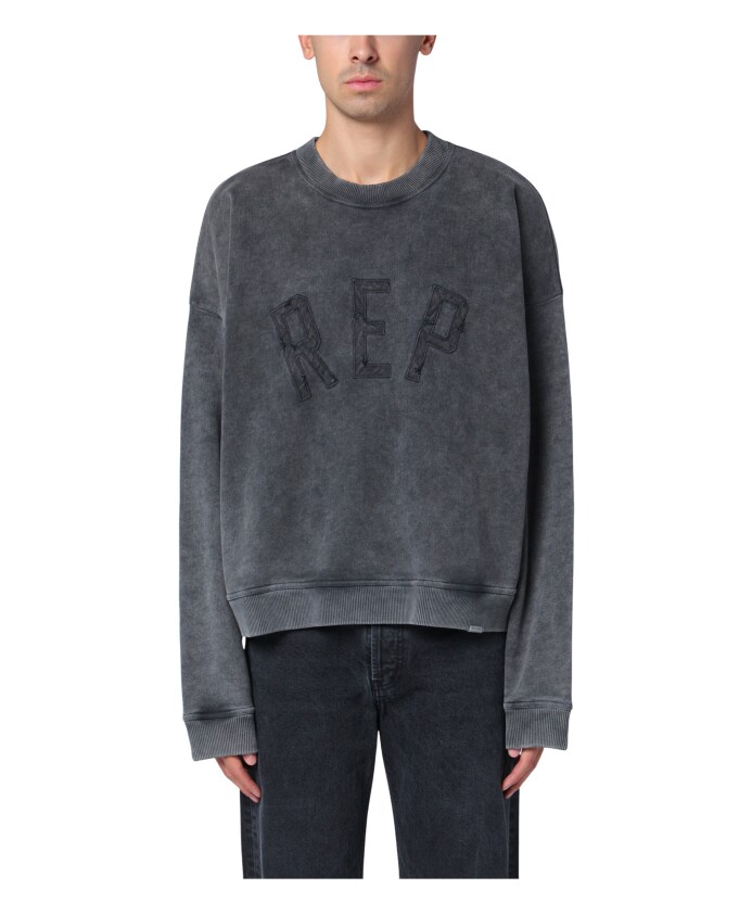 crewneck-sweatshirt