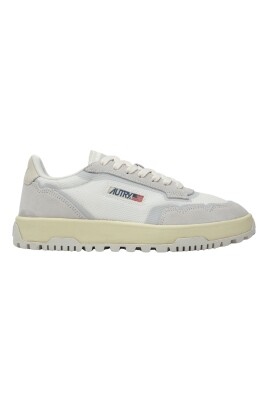 sneakers-basses