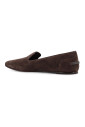 chaussures-plates-avec-details-en-cuir