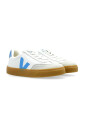 chaussures-plates-a-lacets-et-semelle-en-caoutchouc