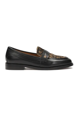 Läderloafers med borstinlägg.Denna produkt har stor storlek.