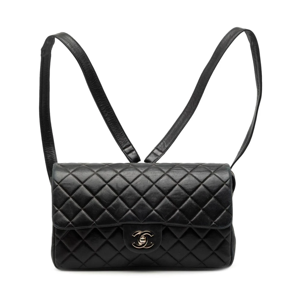 Chanel Vintage Women's Black Pre-Owned Quilted Leather Backpack
