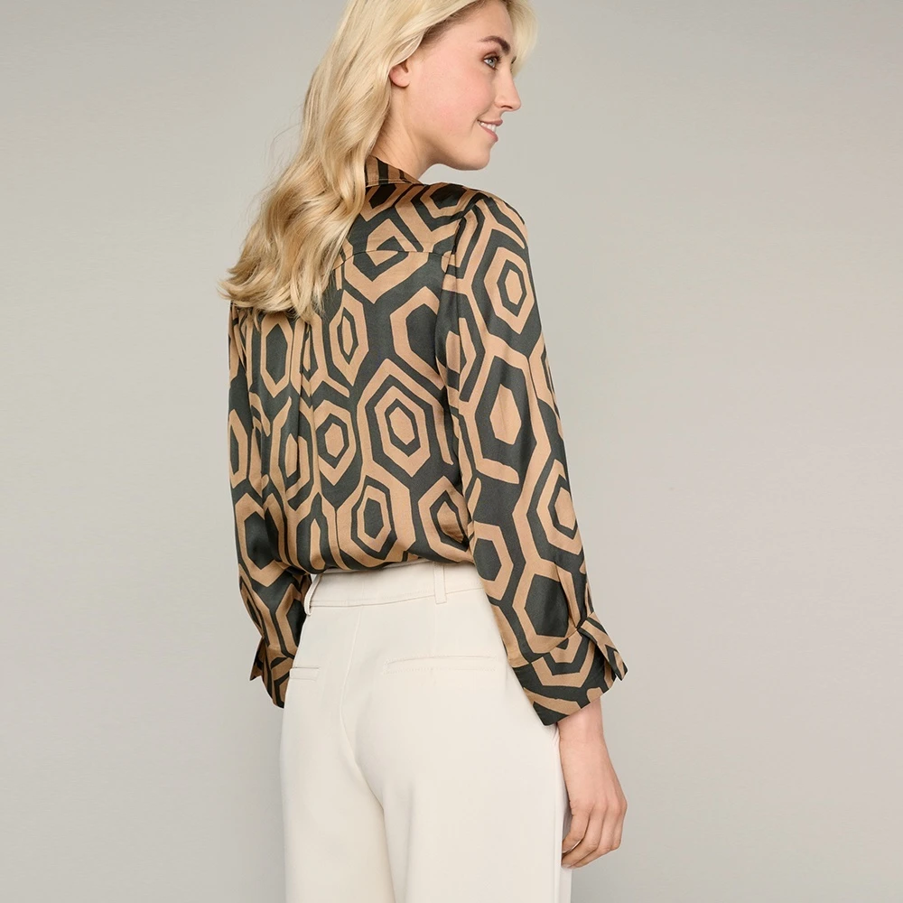 Marie Méro Blauwe Grafische Print Blouse met V-Hals Brown Dames