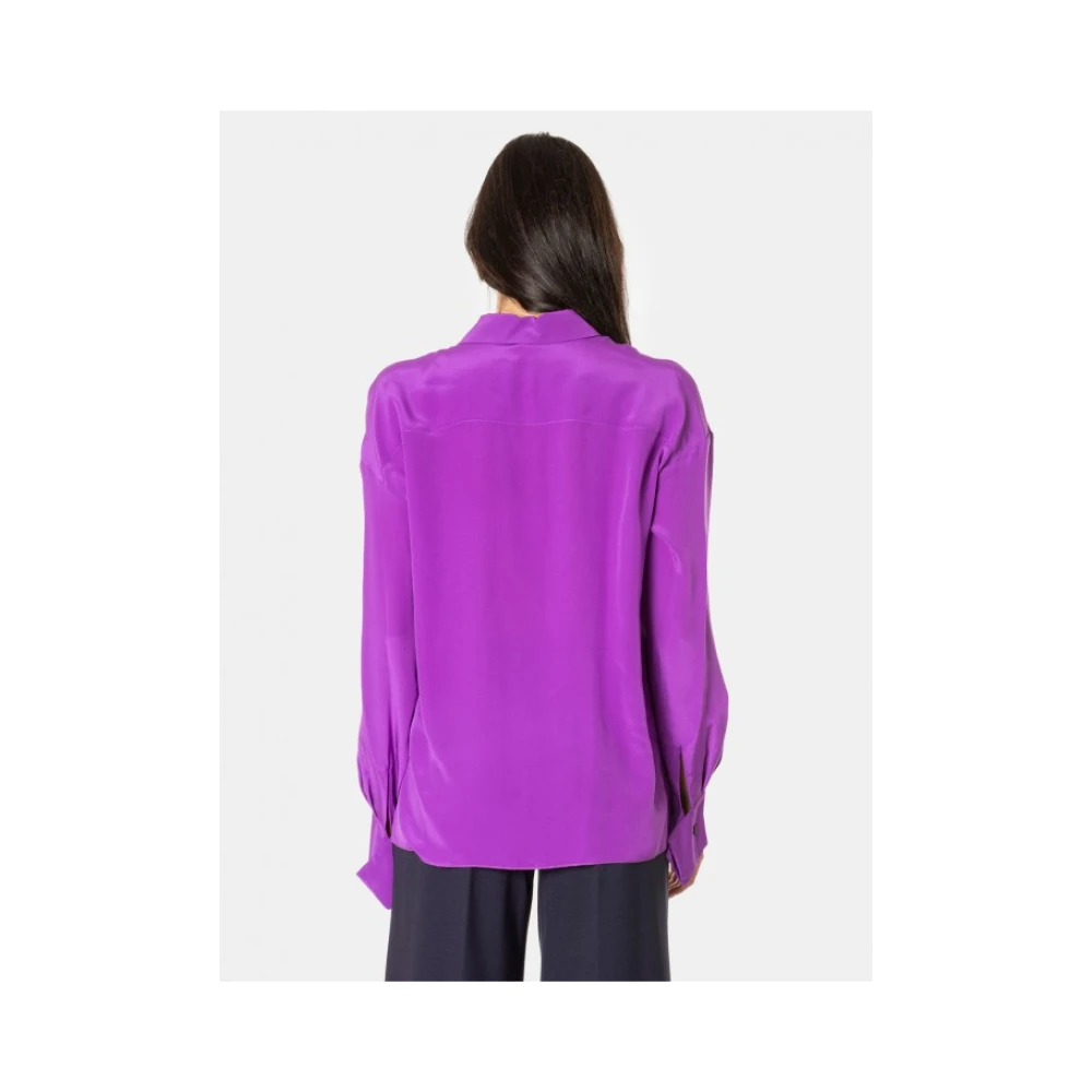 Liviana Conti Paarse zijden shirt met kraagknopen Purple Dames