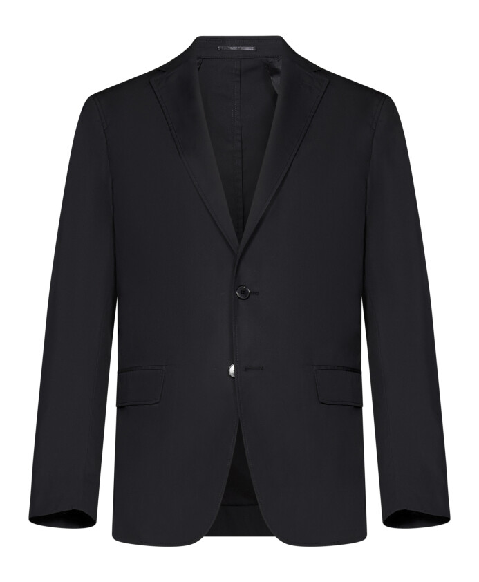 stijlvolle-zwarte-buitenkleding-jas