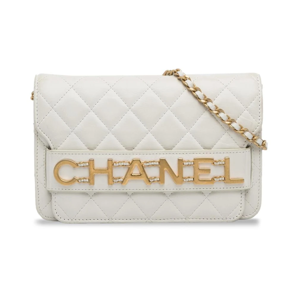 Chanel Vintage Women's White Pre-Owned Chanel 19 Crossbody Quilted Lambskin