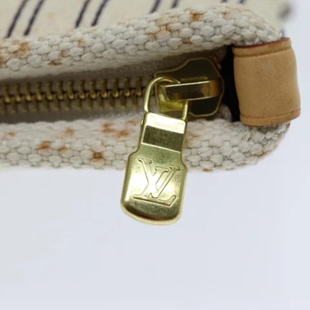 Louis Vuitton Vintage Pre-owned Canvas clutches White Dames