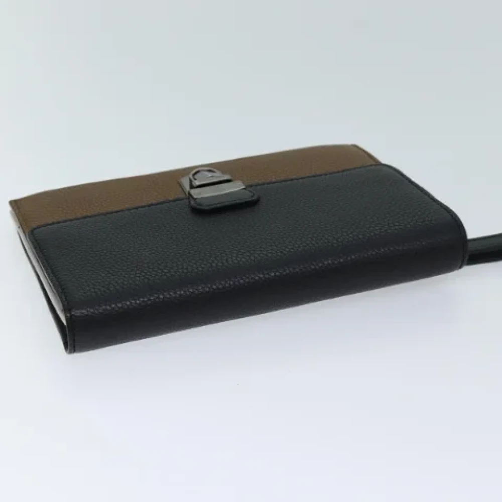 Salvatore Ferragamo Pre-owned Leather clutches Black Dames