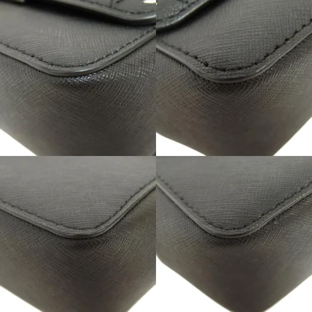 Michael Kors Pre-owned Plastic shoulder-bags Black Dames