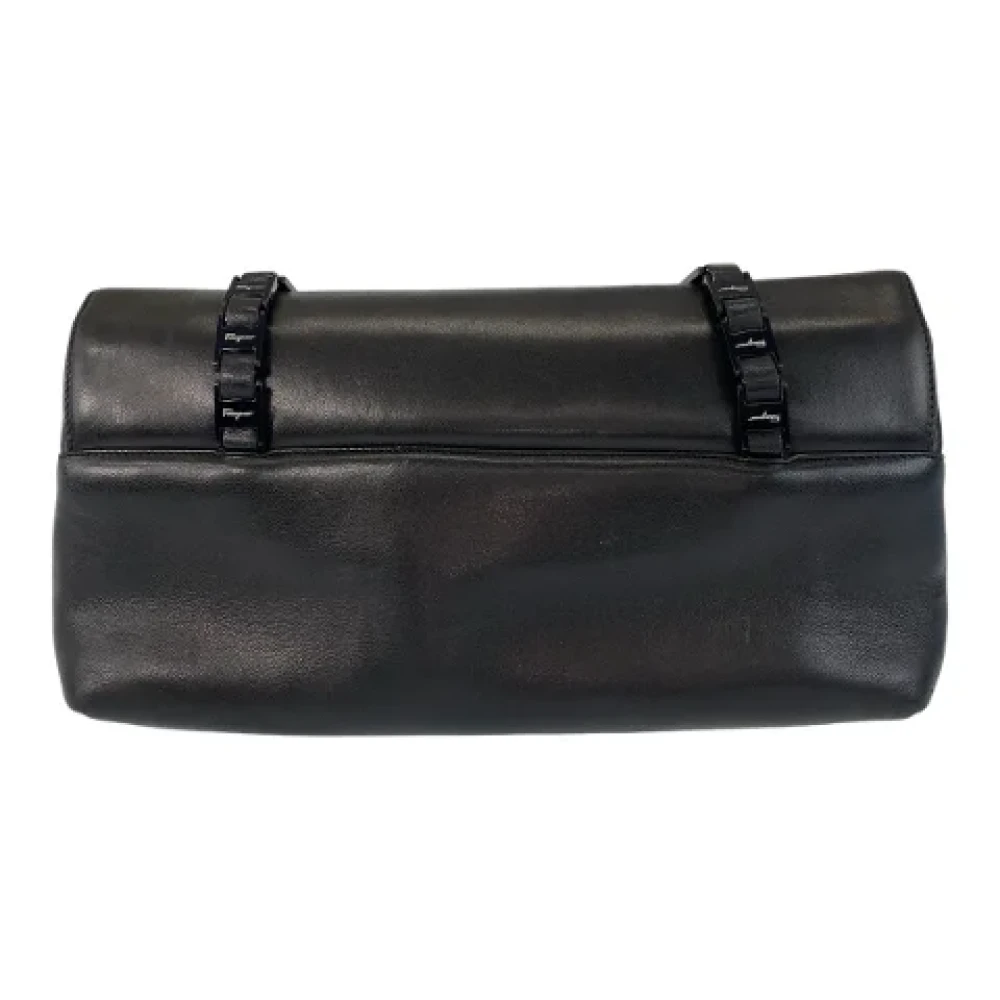 Salvatore Ferragamo Pre-owned Leather shoulder-bags Black Dames