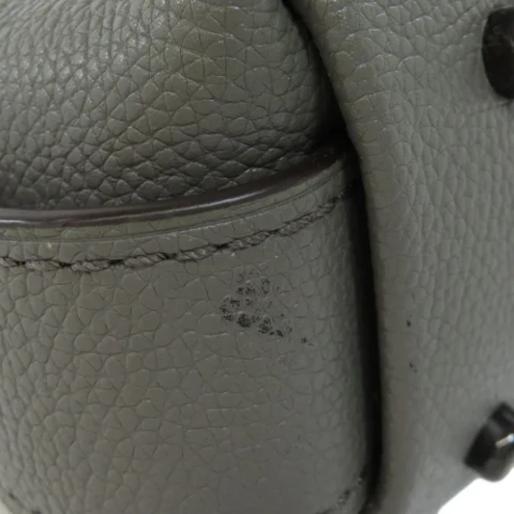 Coach Pre-owned Leather totes Gray Dames