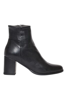 black-leather-ankle-boots