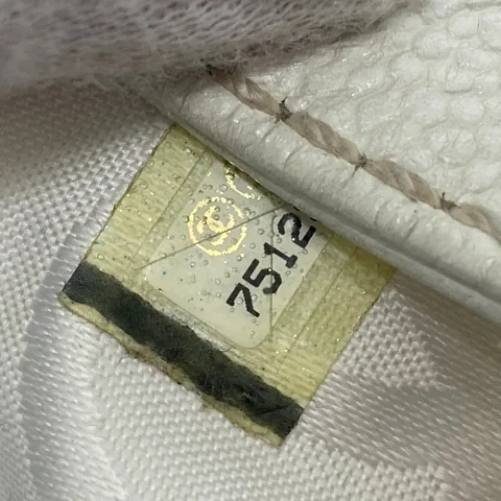 Chanel Vintage Pre-owned Leather totes White Dames