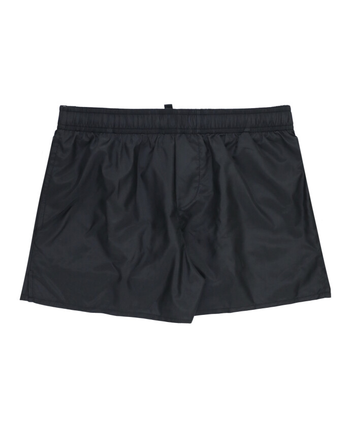shorts-noirs-garcon-avec-cordon