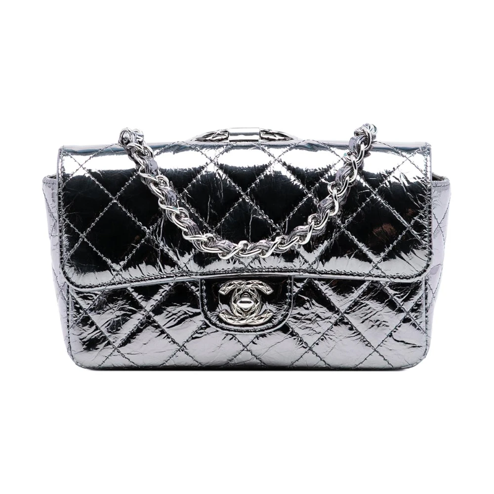 Chanel Vintage Women's Gray Pre-Owned Quilted Flap Bag
