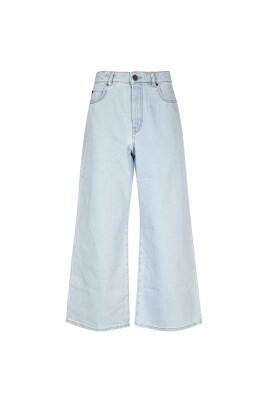 classic-5-pocket-jeans-with-metal-details
