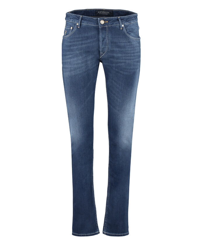 jeans-droits-classiques