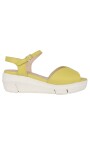 sandale-compensee-en-cuir-jaune