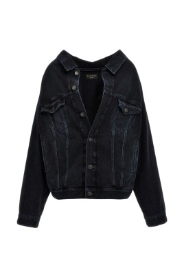 blue-denim-jacket-stylish-and-polished