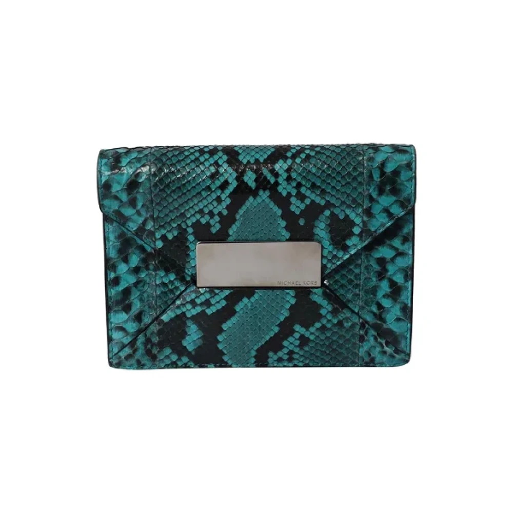 Michael Kors Pre-owned Leather clutches Green Dames
