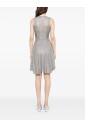 robe-de-soiree-a-sequins-argentes-scintillants