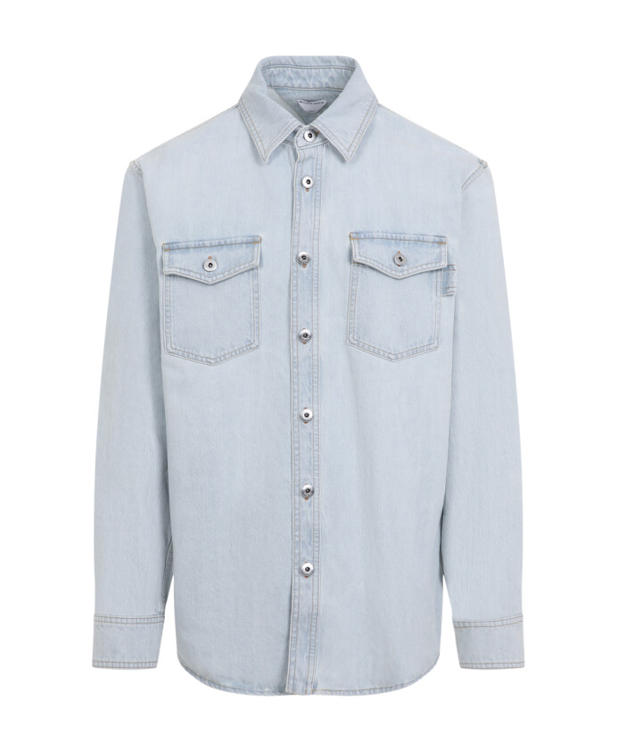 chemise-en-denim-bleu-clair
