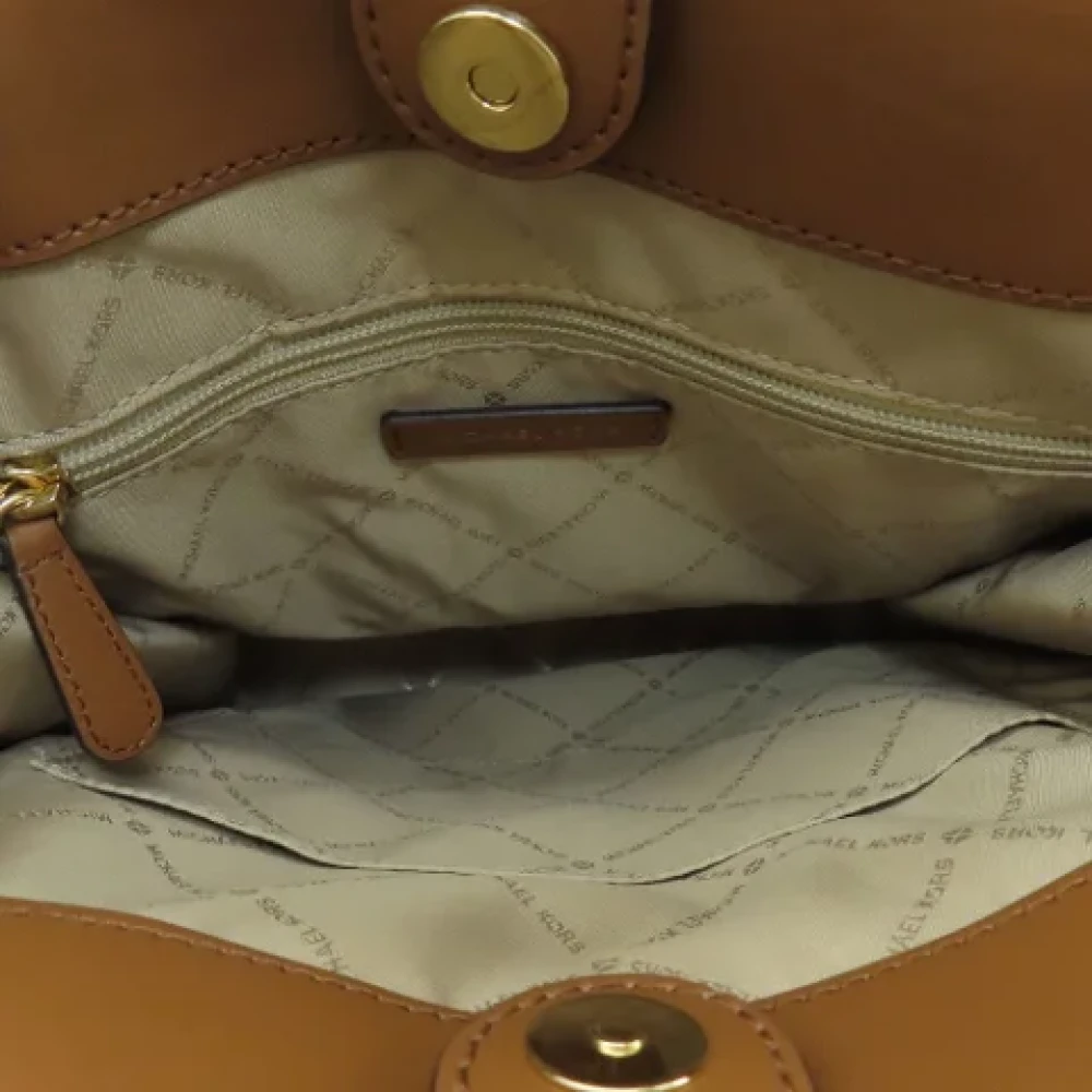 Michael Kors Pre-owned Plastic handbags Brown Dames