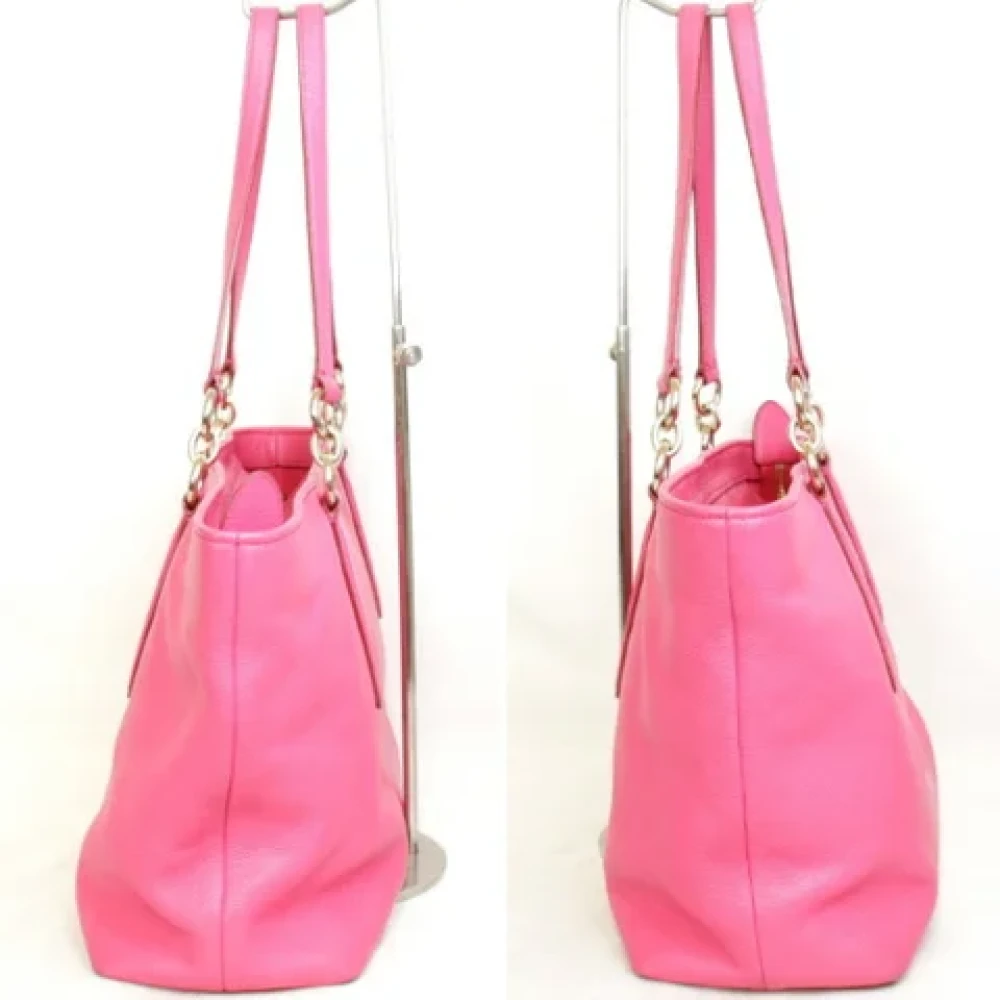 Coach Pre-owned Leather shoulder-bags Pink Dames