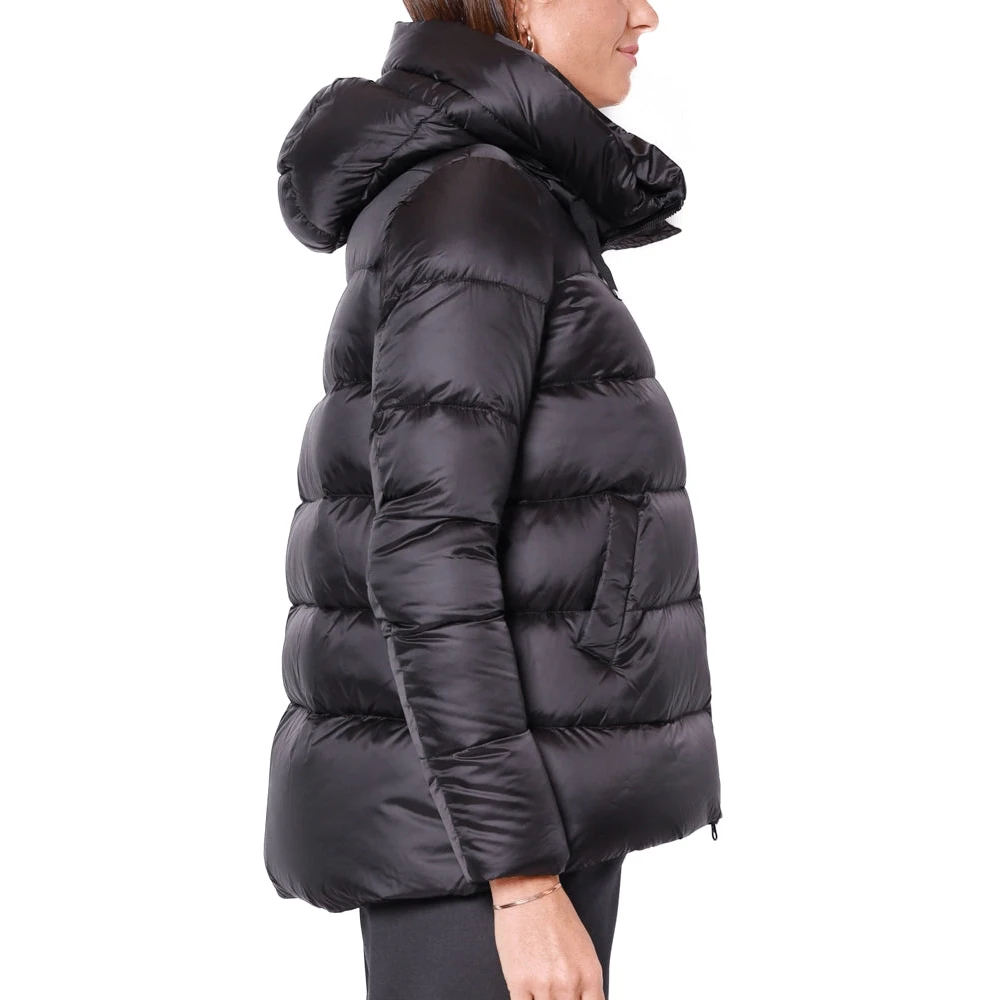 BomBoogie Korte Zwarte Hooded Donsjas Black Dames