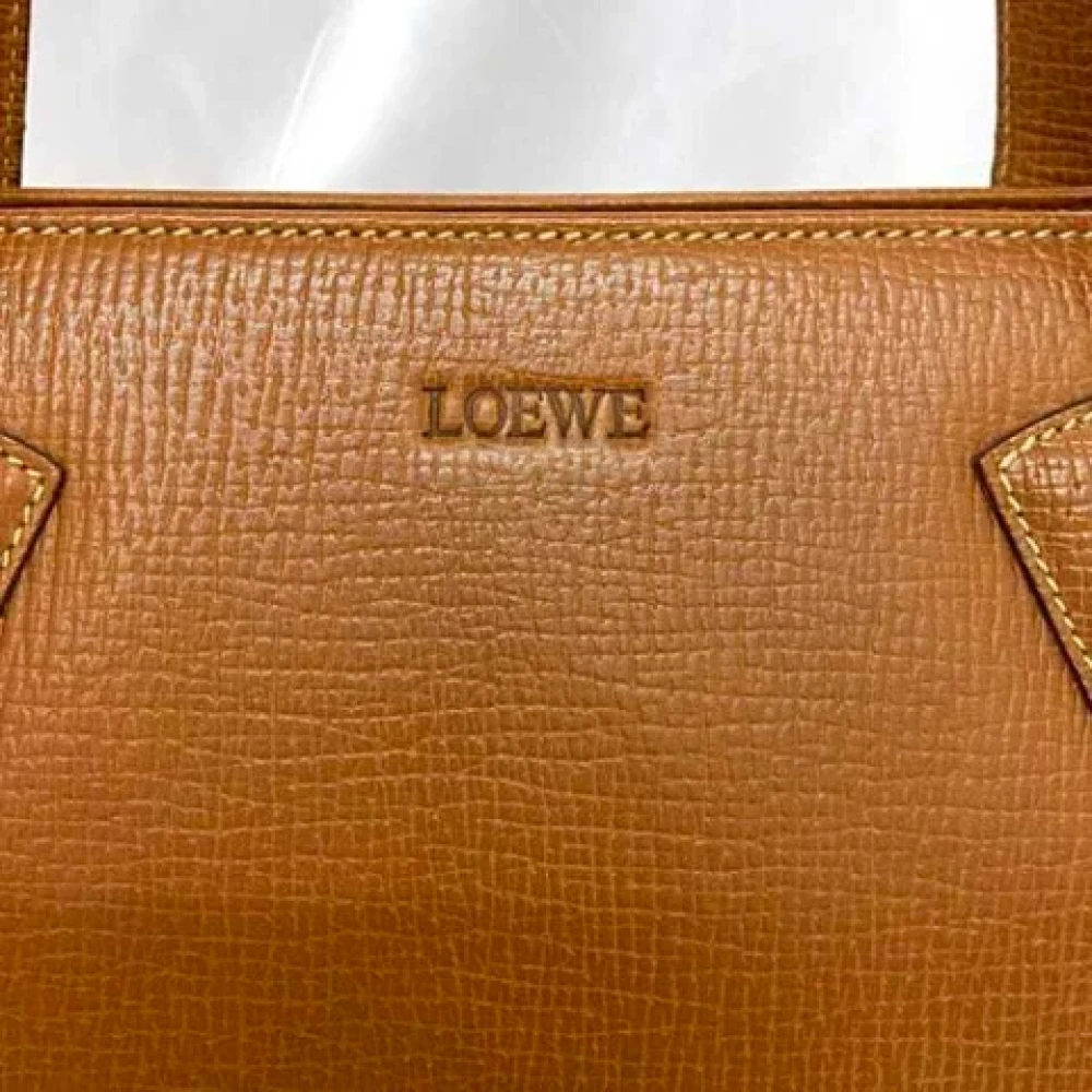 Loewe Pre-owned Leather shoulder-bags Brown Dames