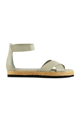 green-flat-sandals-for-women
