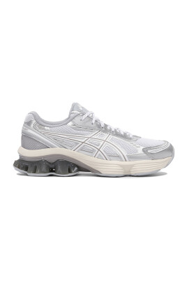 sneakers-argent-avec-confort-superieur