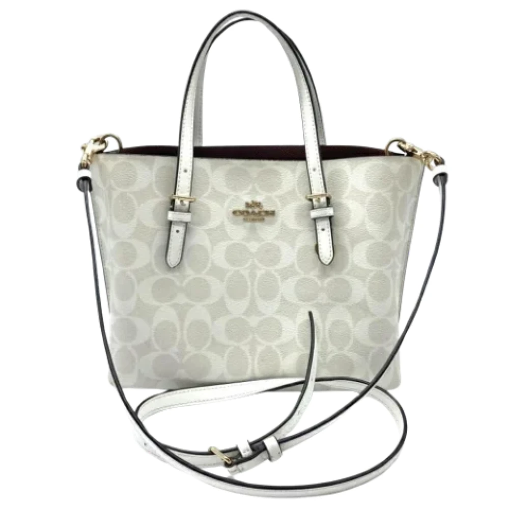 Coach Pre-owned Fabric shoulder-bags White Dames