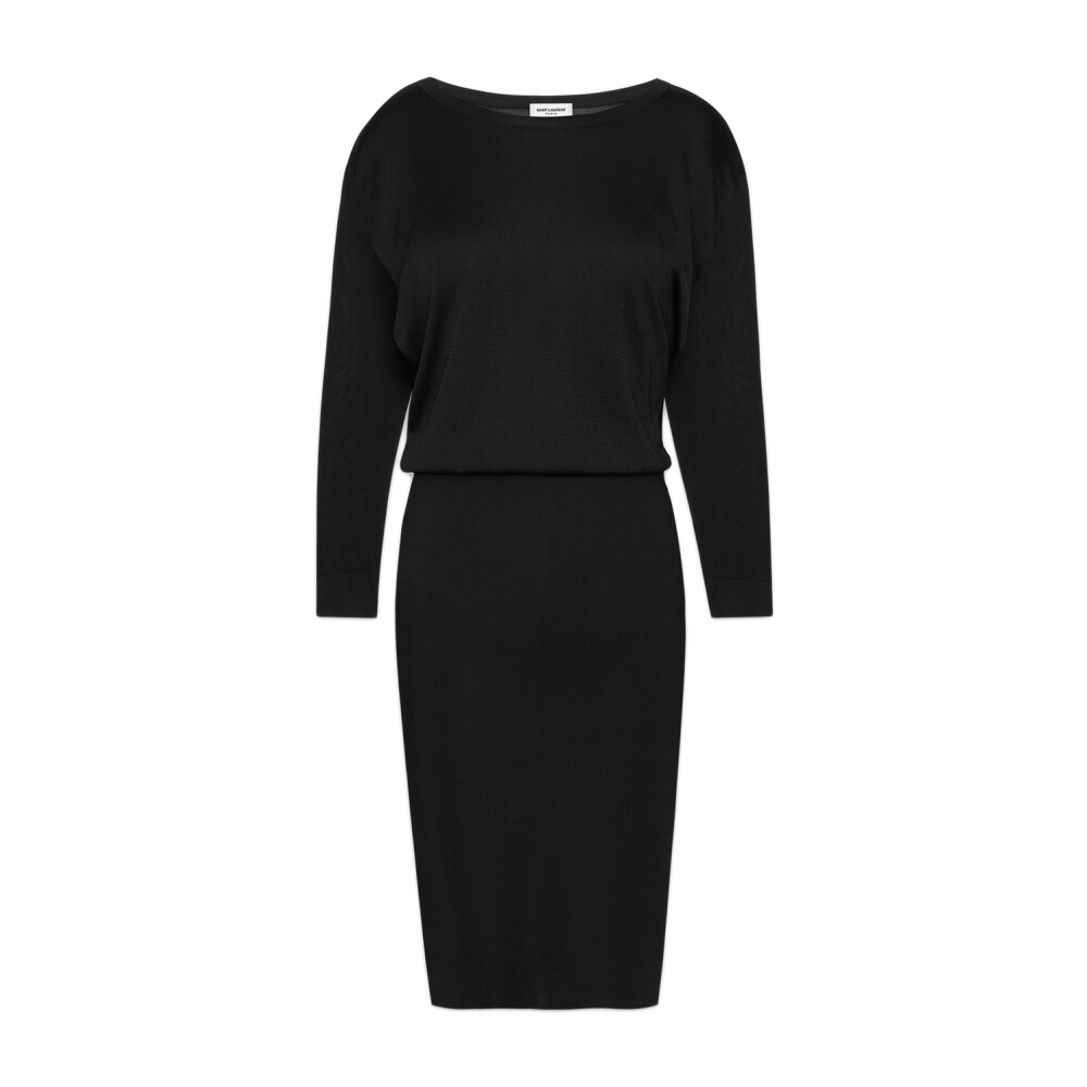 Black dolman outlet sleeve dress