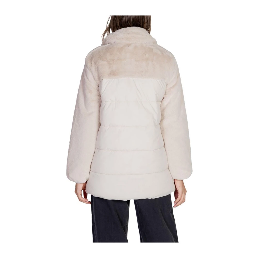 Only Polyester Jassen & Mantels Collectie Beige Dames