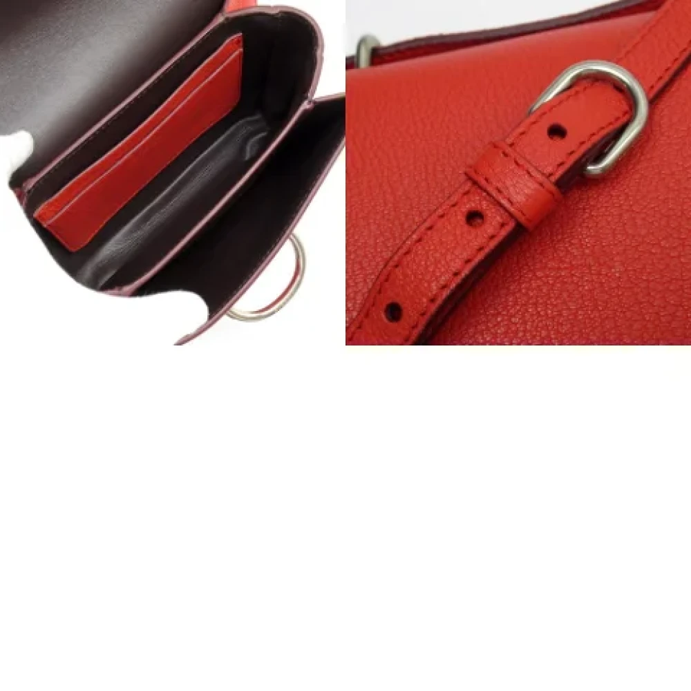 Burberry Vintage Pre-owned Leather shoulder-bags Red Dames