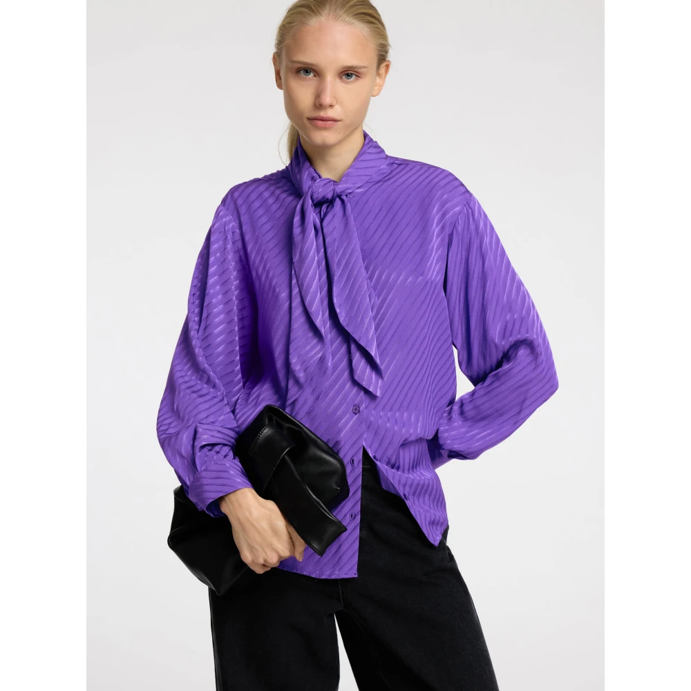 Selected Femme Glanzende Stoffen Overhemd met Strik Purple Dames