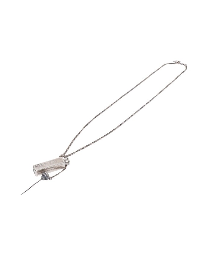 silver-chain-necklace-with-dual-pendants
