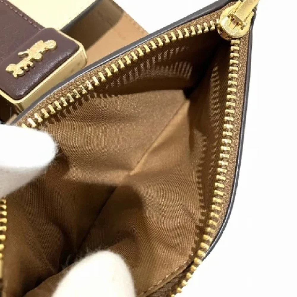 Coach Pre-owned Leather wallets Brown Dames