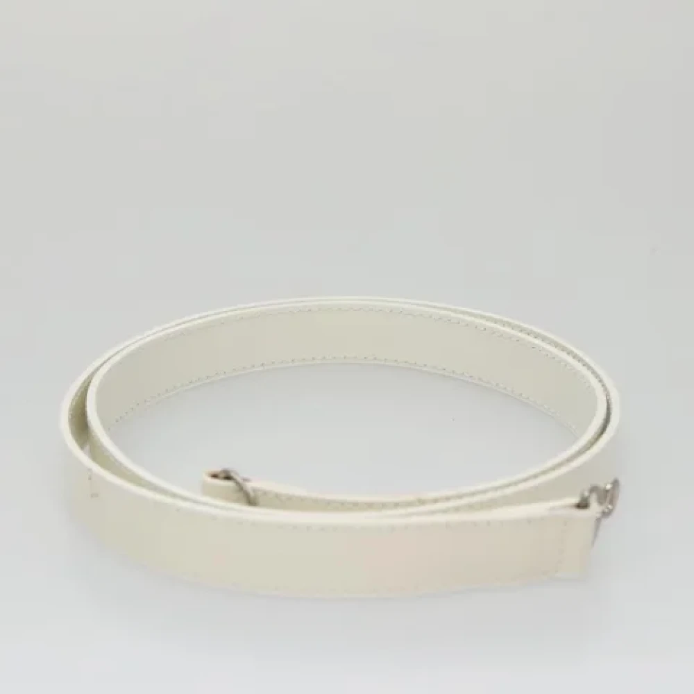 Salvatore Ferragamo Pre-owned Fabric handbags White Dames