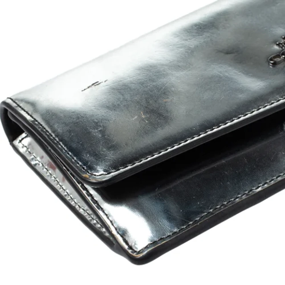 Coach Pre-owned Leather wallets Gray Dames