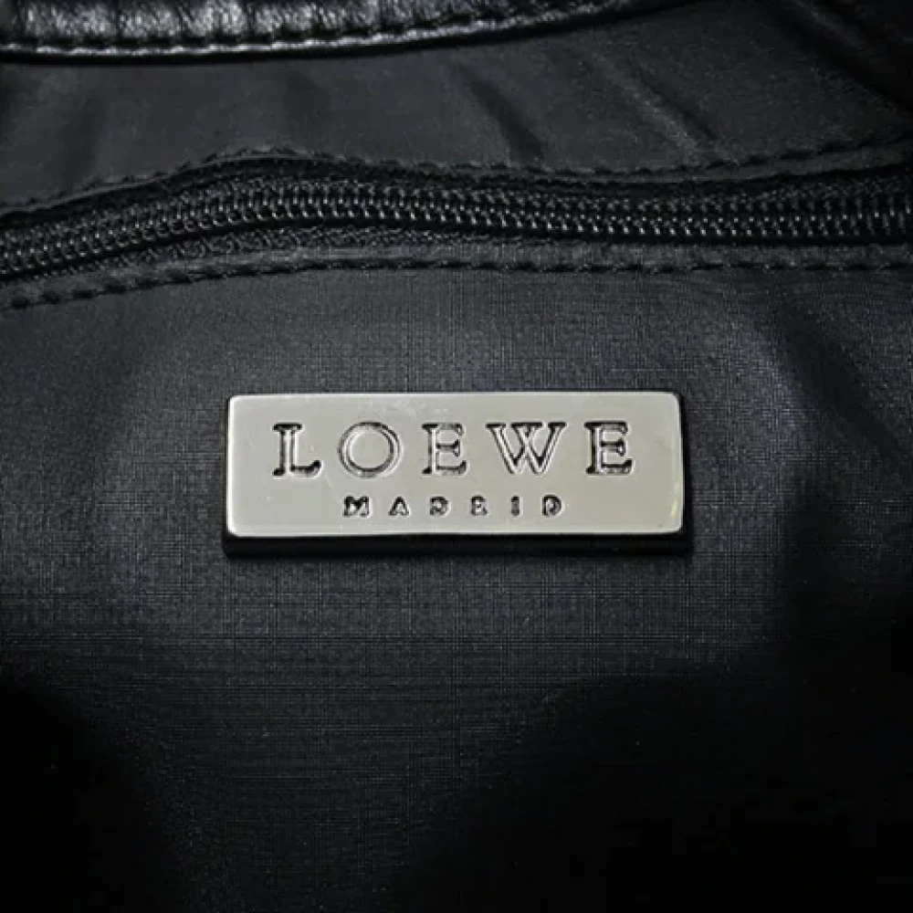 Loewe Pre-owned Canvas shoulder-bags Black Dames