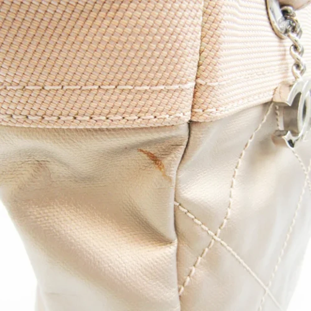 Chanel Vintage Pre-owned Canvas chanel-bags Yellow Dames