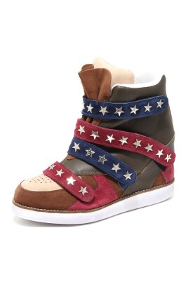 essen-wedge-shoes-with-unique-design