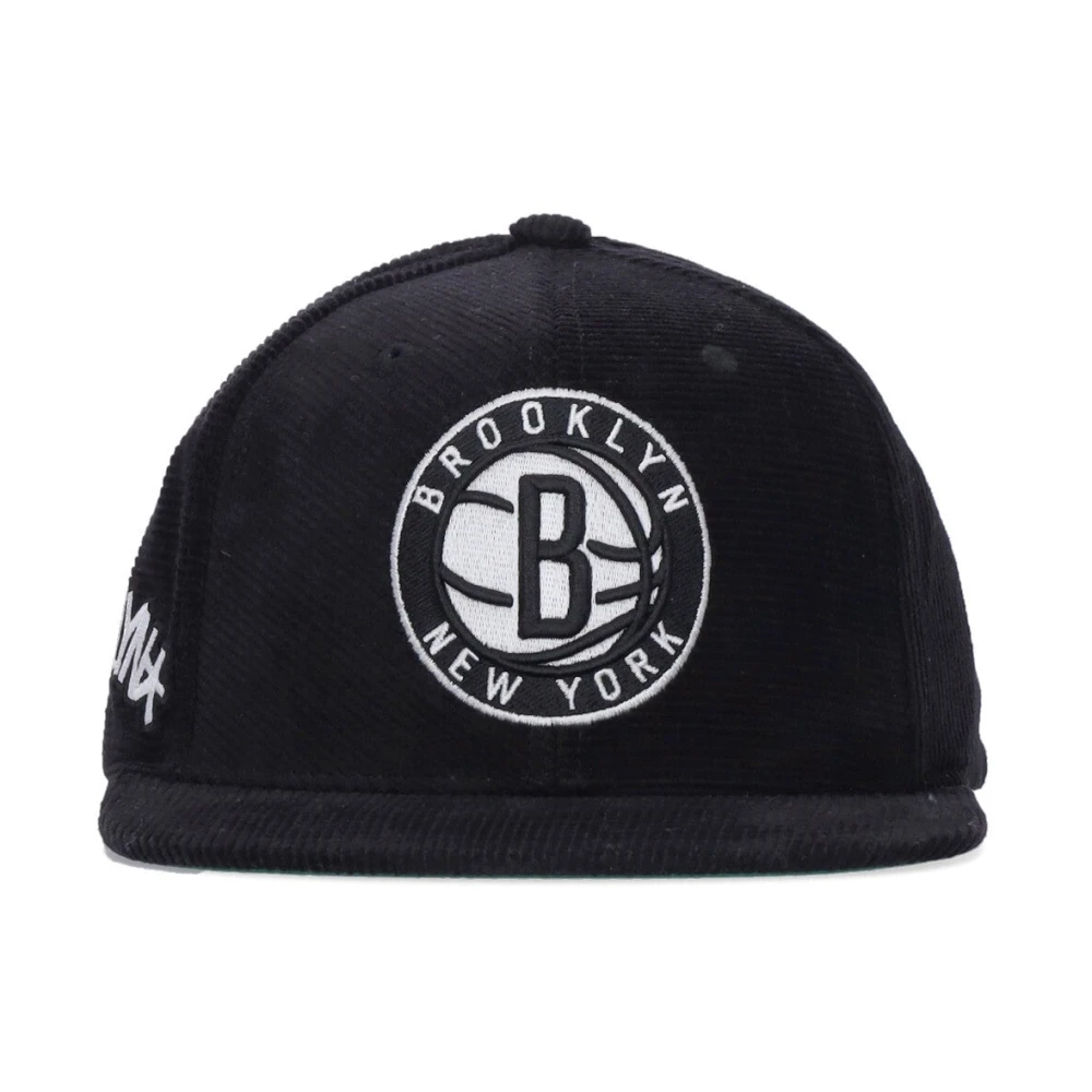 Mitchell & Ness NBA Brooklyn Nets Velvet Cap Black Heren