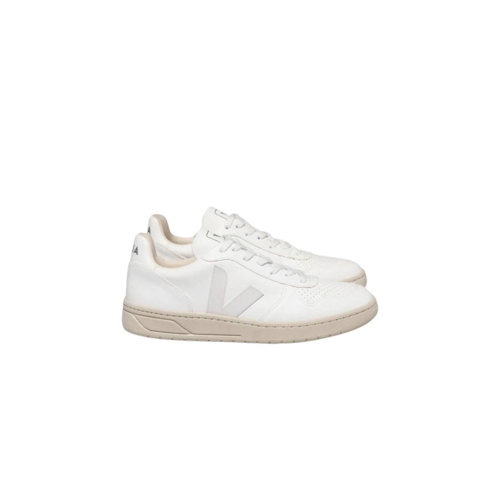 Veja Women's White Leather Trainers With Sporty Design - Sneakers - 7 Uk - Shoes