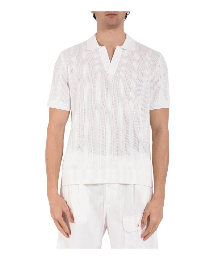 pull-en-tricot-col-en-v