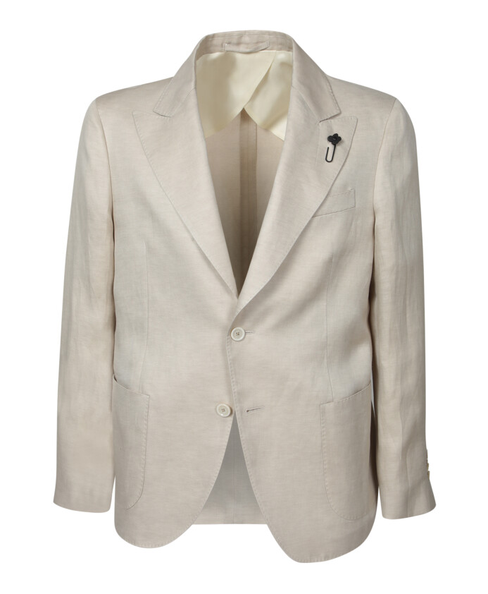 beige-blazer-classic-elegant-pockets-statement