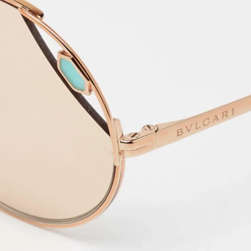Bvlgari Vintage Pre-owned Metal sunglasses Yellow Dames